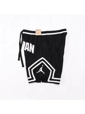 Short Jordan Diamond Preto Logo