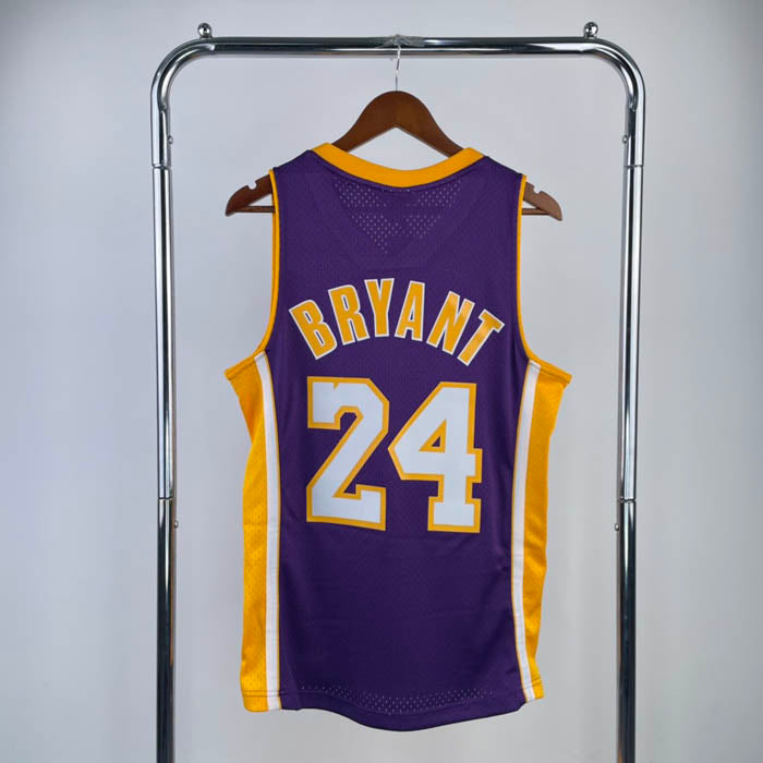 Regata NBA Lakers Retrô Mitchell & Ness 2008/2009 Kobe Bryant Roxa