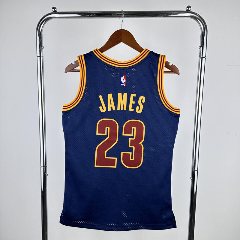 Regata Cleveland Cavaliers Retrô Mitchell & Ness 2015/2016 LeBron James