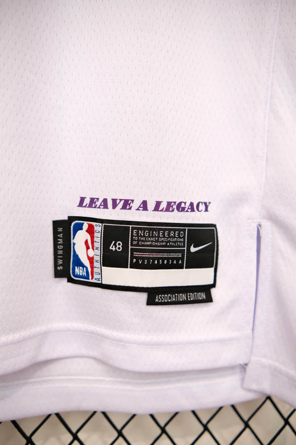 Regata NBA Los Angeles Lakers Association Edition 24/25 LeBron James 23 Branca